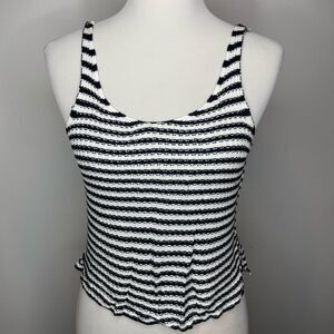 5/$25💜 BP- Black & White Striped Knit Crop Top